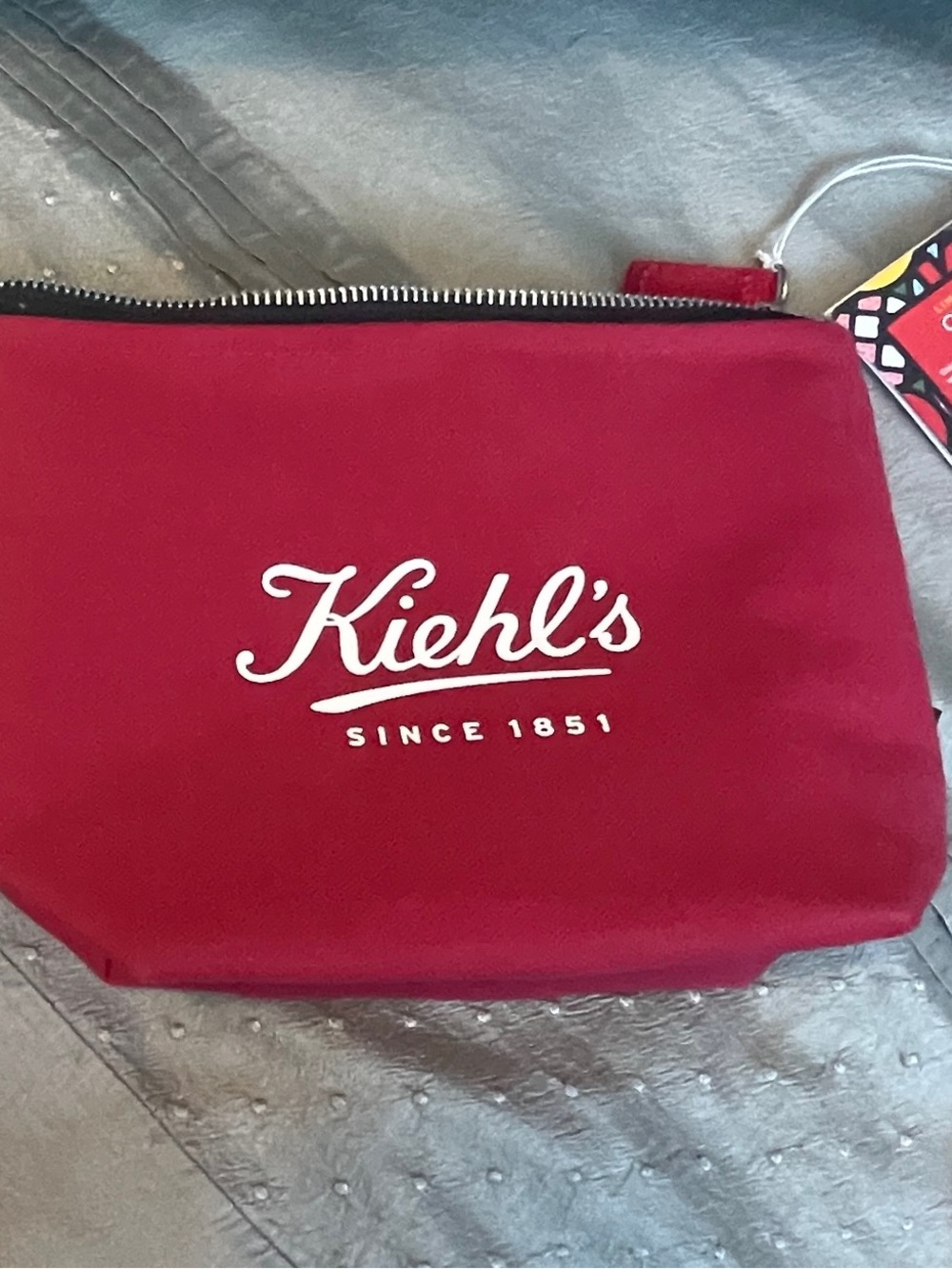 NWT Kiehl's Red Canvas Zip Cosmetic Bag Limited Edition by artists Craig & Karl - Picture 6 of 8